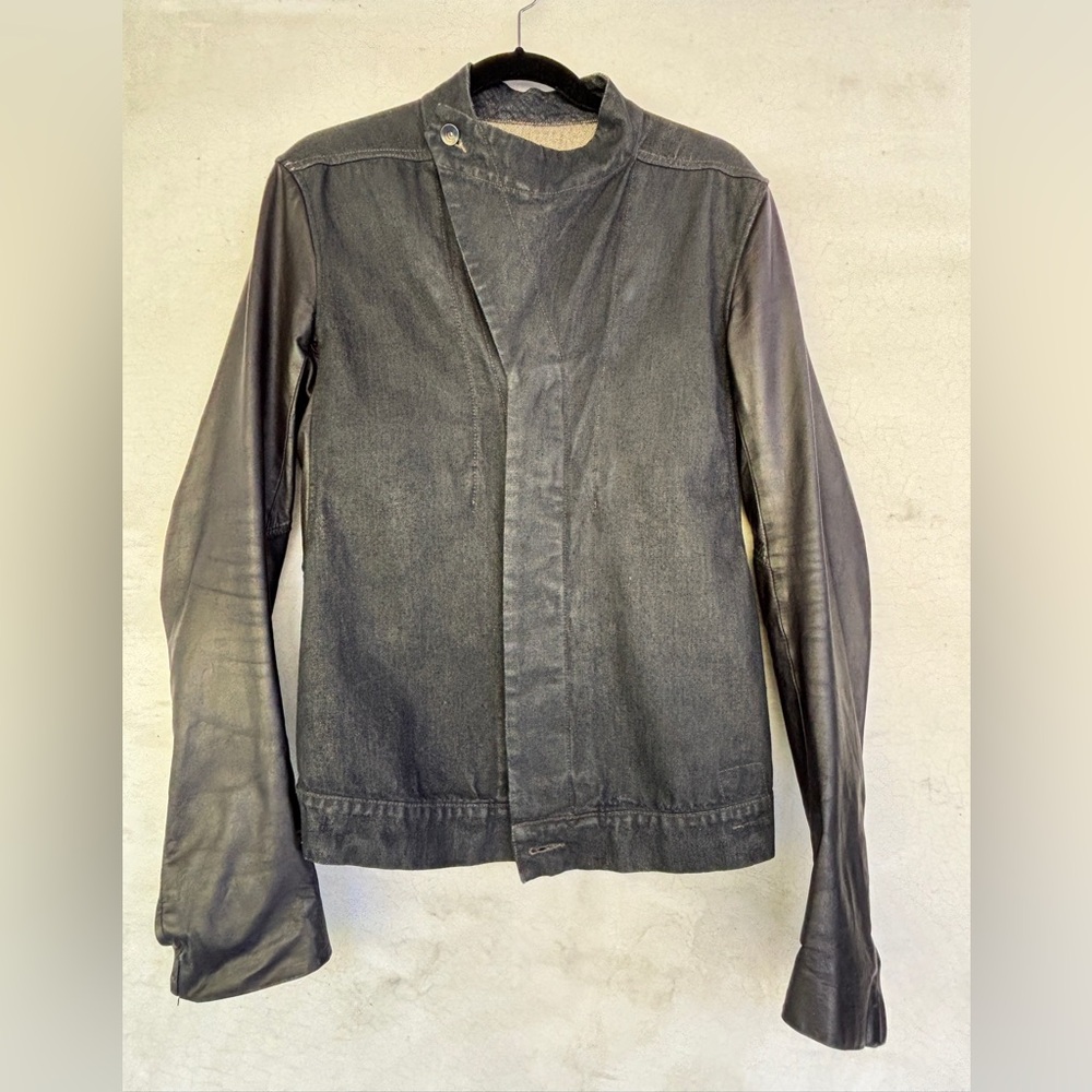 Men's Black Jacket